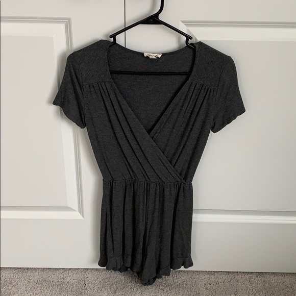 Pants - Wrap front ruffle detailed romper - SIZE S